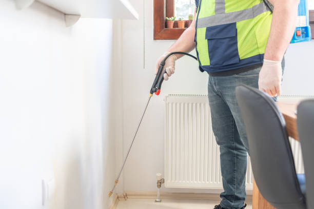 Best Residential Pest Control  in Winfield, MO